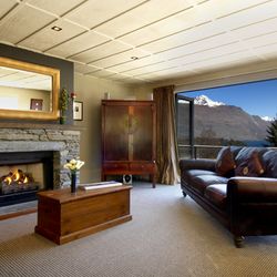 A Boutique Hotel Queenstown House 