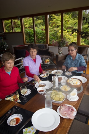 Guests & Iris enjoying oysters "au naturall " and sauteed in butter